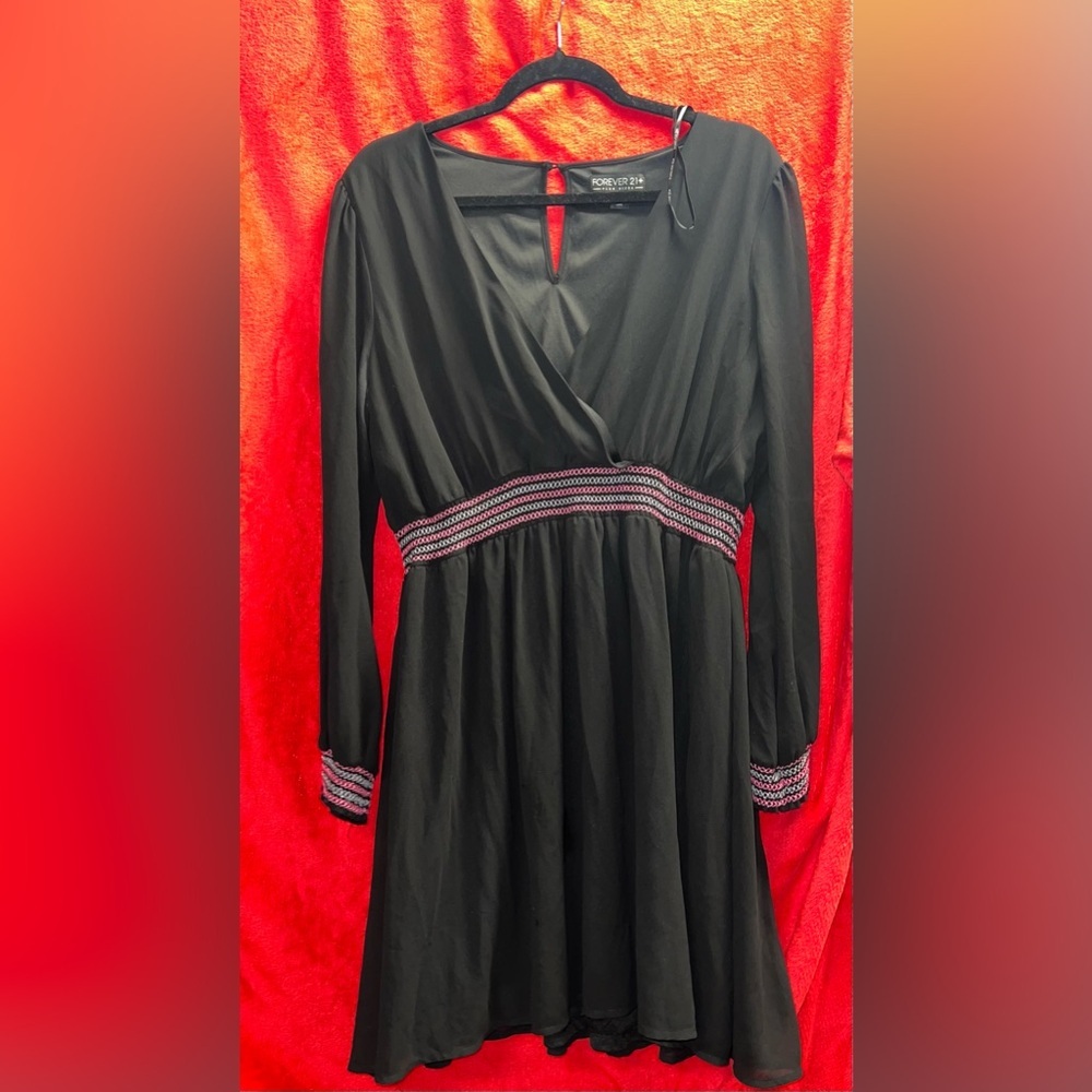 Forever 21 Plus Size Black Fit and Flare Dress with A Line Waist